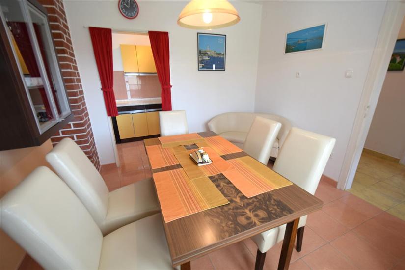 Apartment A1, for 6 persons