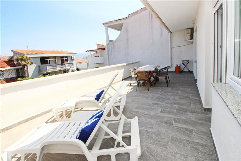 Apartment A3, for 6 persons