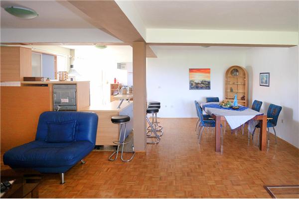 House K1, for 8 persons