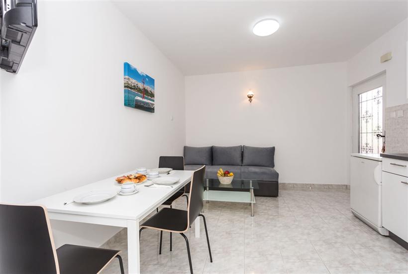 Apartment A2, for 4 persons