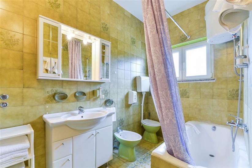 Apartman A2, na 6 osebe