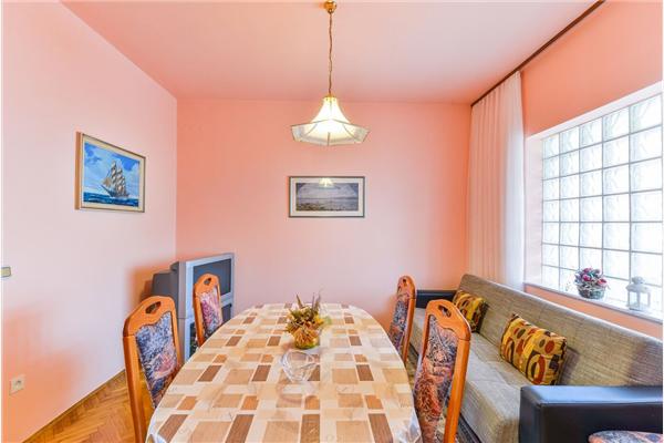 Apartman A2, na 6 osebe