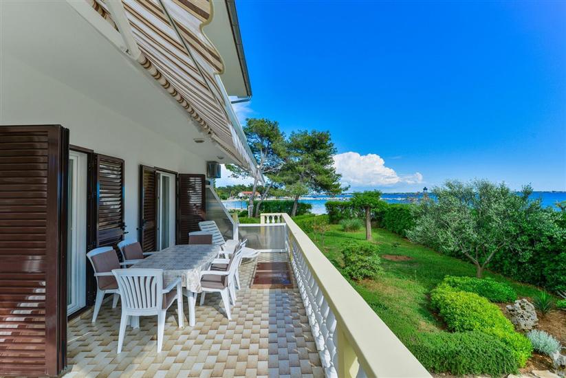 Apartman A2, na 6 osebe