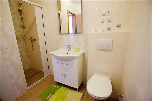 Apartment A2, for 6 persons