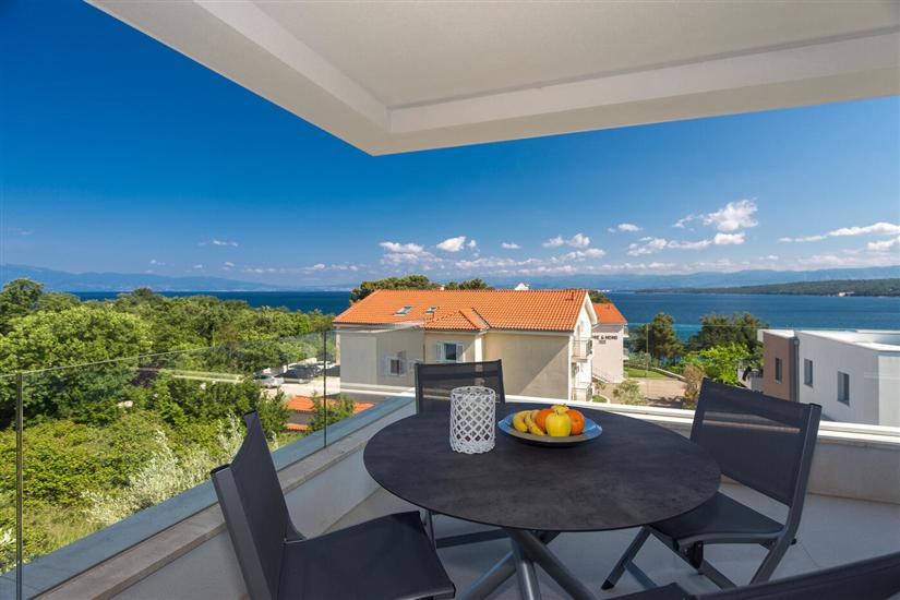 Apartment A2, for 5 persons