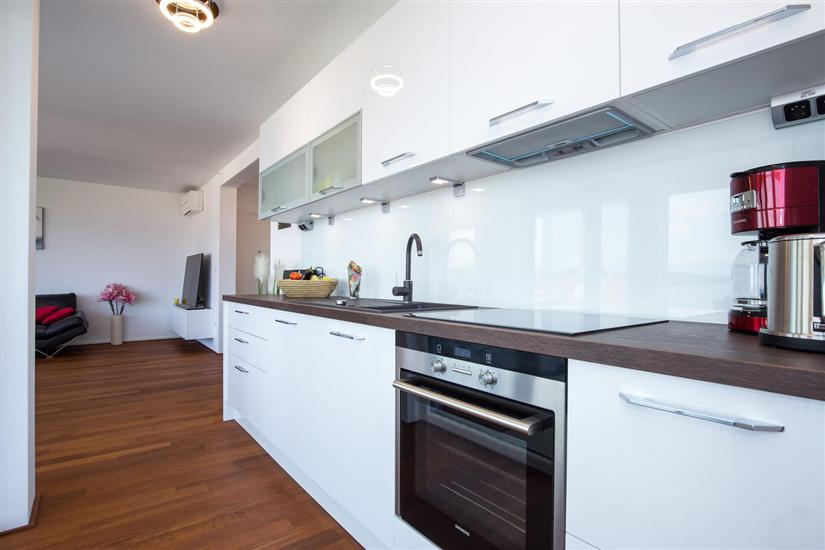 Apartment A2, for 5 persons