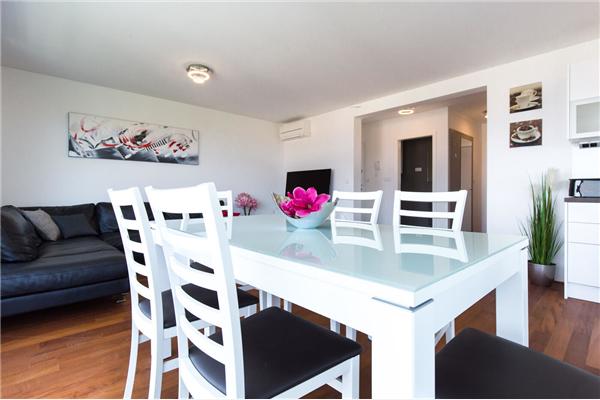 Apartment A2, for 5 persons