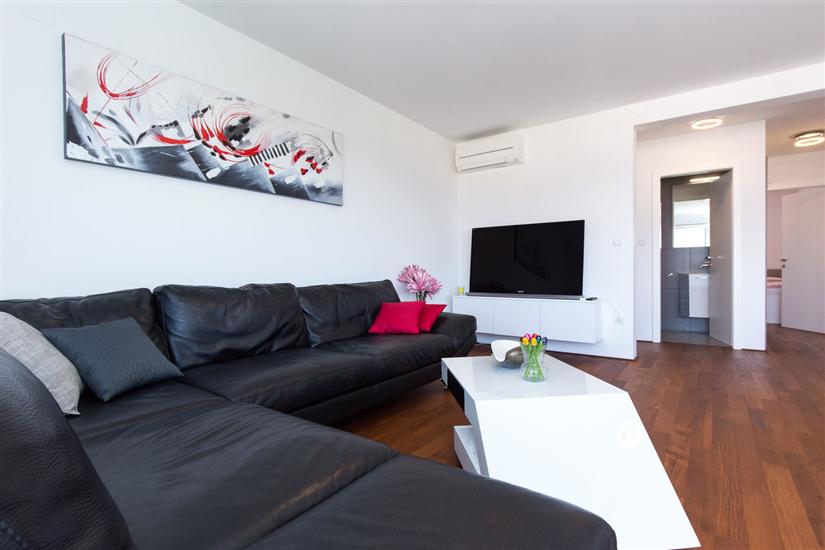 Apartment A2, for 5 persons