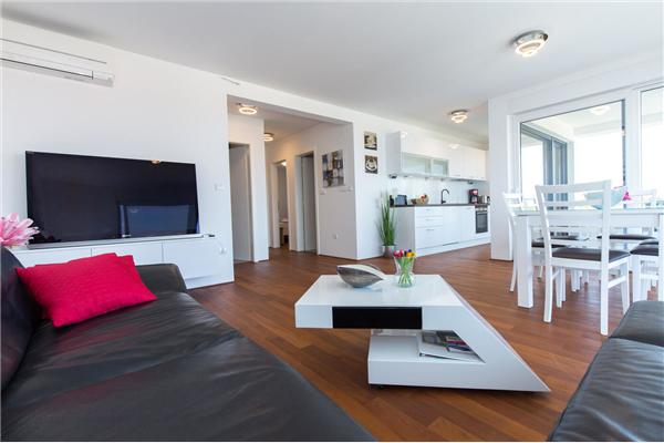 Apartment A2, for 5 persons