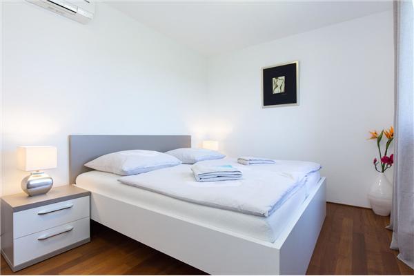 Apartment A2, for 5 persons