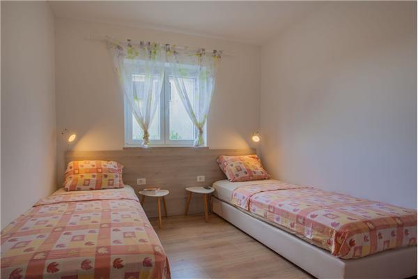 Apartment A1, for 6 persons