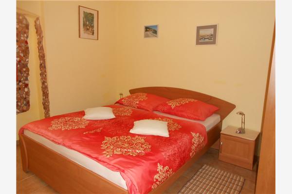 Apartment A2, for 4 persons