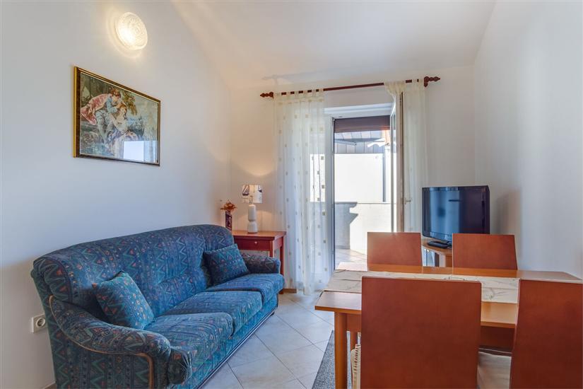 Apartment A1, for 5 persons
