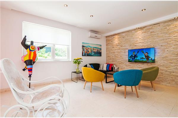 House K1, for 10 persons