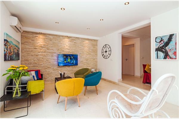 House K1, for 10 persons