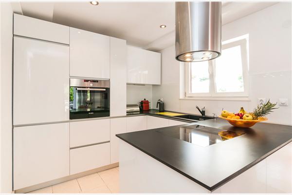 House K1, for 10 persons