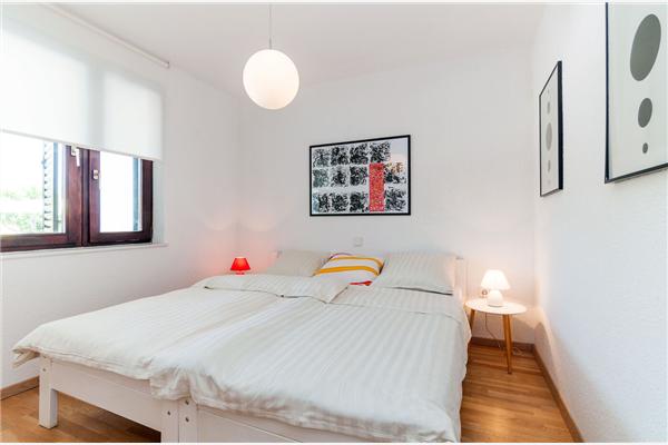 House K1, for 10 persons