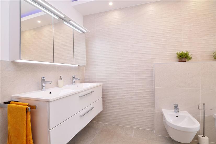 House K1, for 10 persons