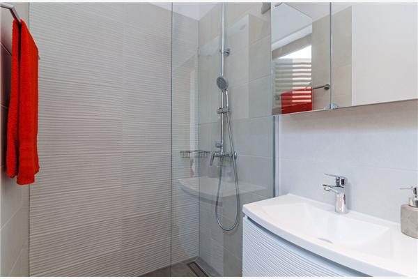 House K1, for 10 persons