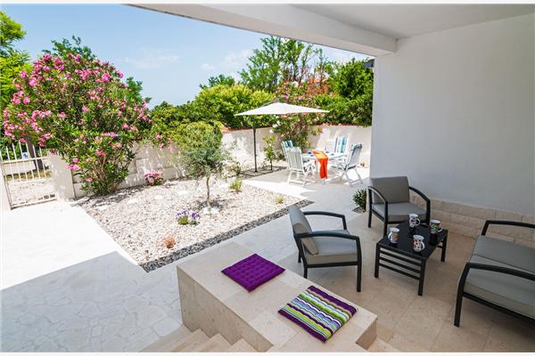 House K1, for 10 persons