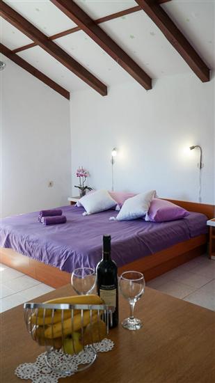 Apartment A1, for 3 persons