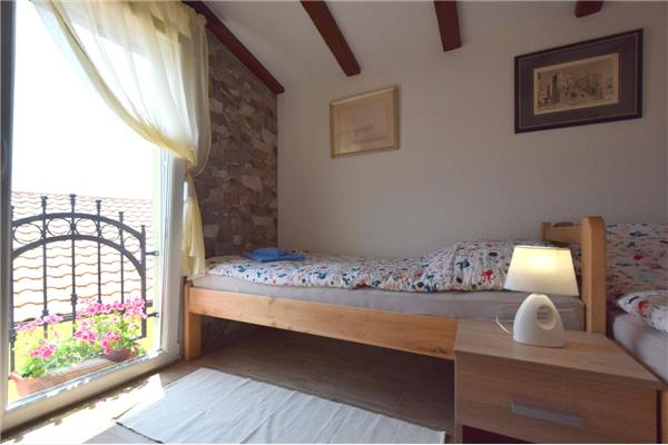 Apartment A2, for 4 persons