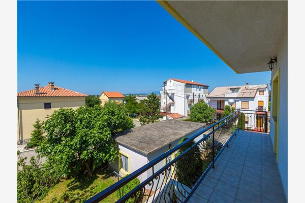 Lägenhet A1, för 6 personer