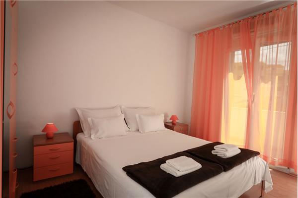 Apartment A1, for 6 persons