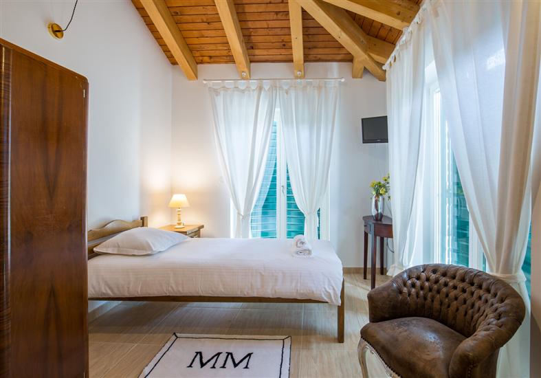 House K1, for 8 persons