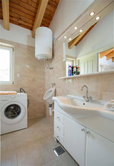 House K1, for 8 persons