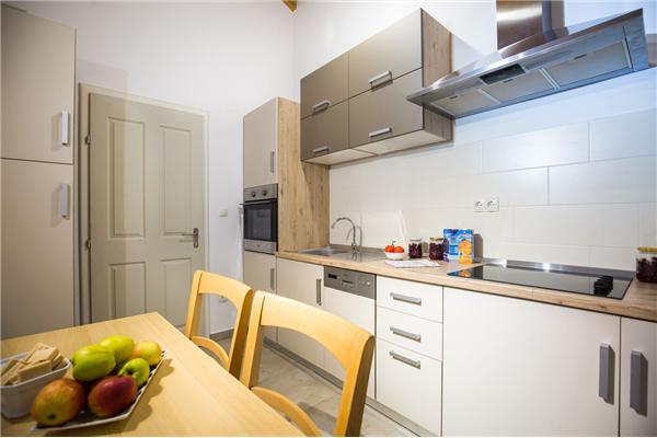 House K1, for 8 persons