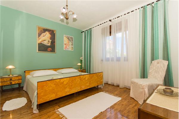 Apartment A1, for 6 persons