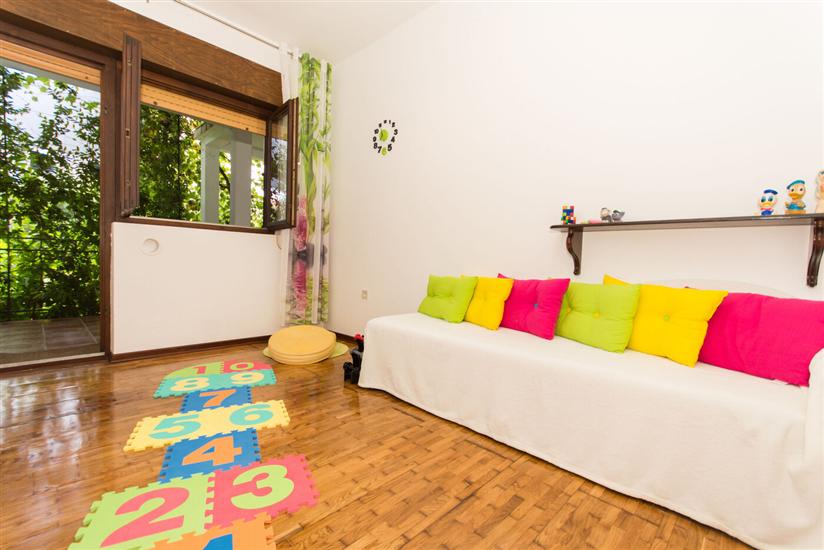 Apartment A1, for 6 persons