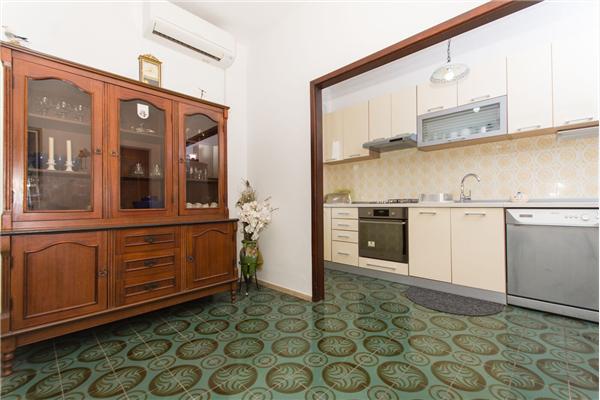 Apartment A1, for 6 persons