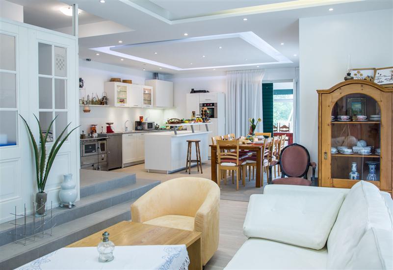 House K1, for 8 persons