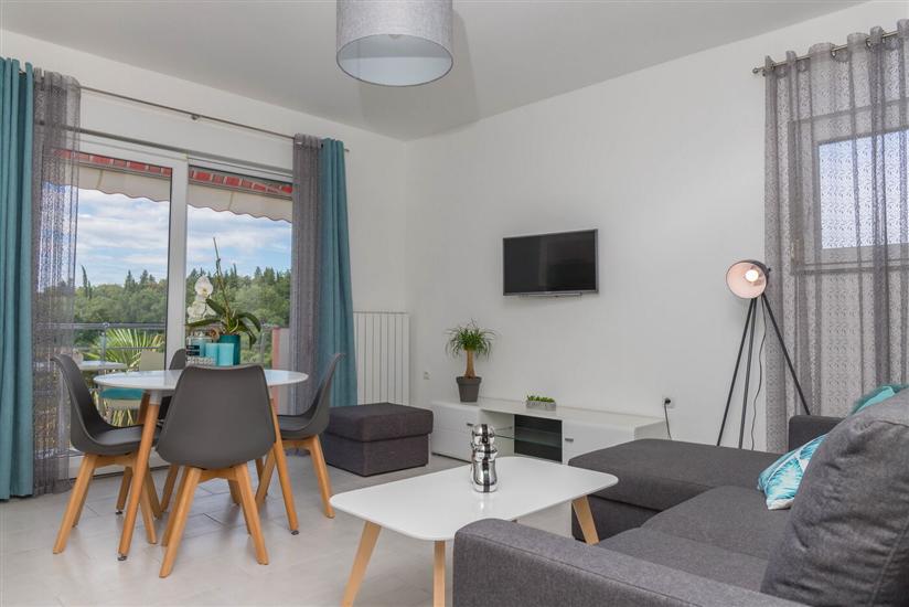 Apartment A7, for 4 persons