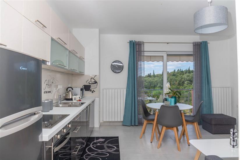 Apartment A7, for 4 persons