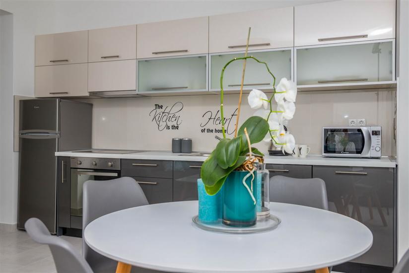 Apartment A7, for 4 persons