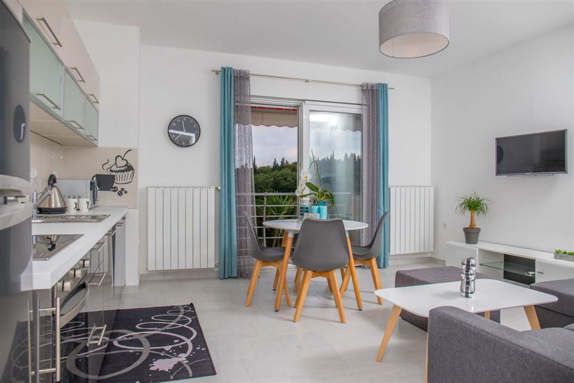 Apartment A7, for 4 persons