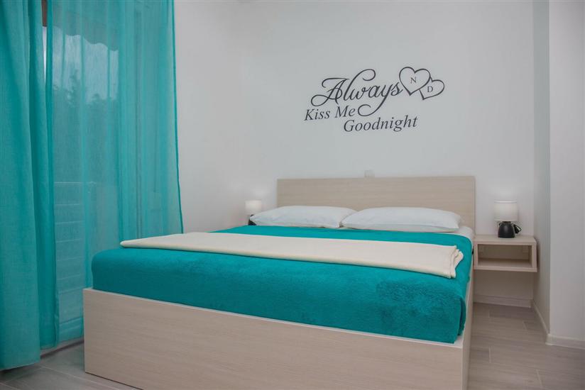 Apartment A7, for 4 persons