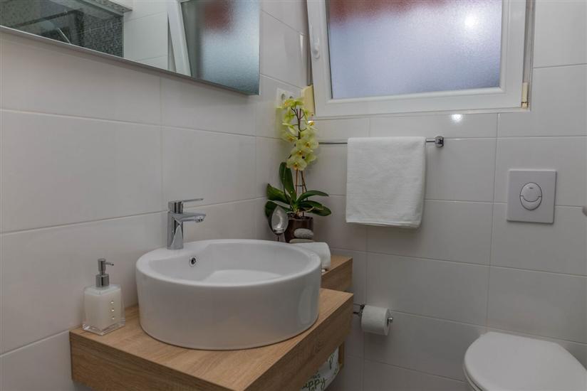 Apartment A7, for 4 persons