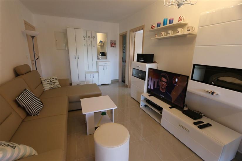 Apartment A1, for 6 persons