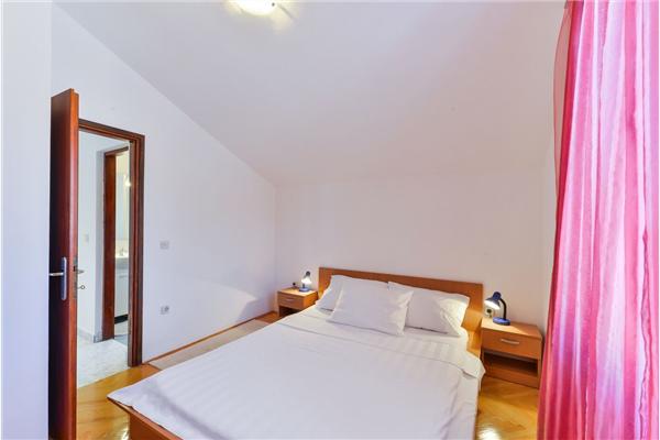 Apartment A2, for 4 persons