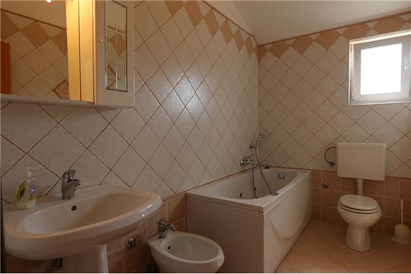 Apartment A1, for 8 persons