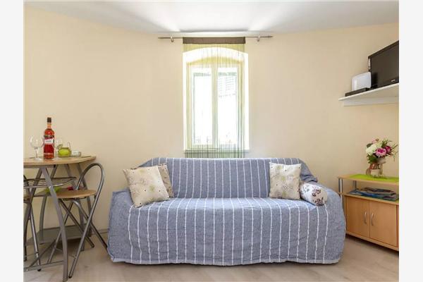 Apartment A1, for 2 persons