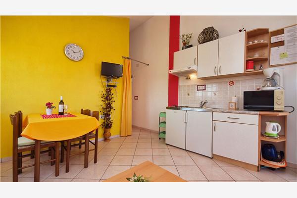Apartment A2, for 4 persons