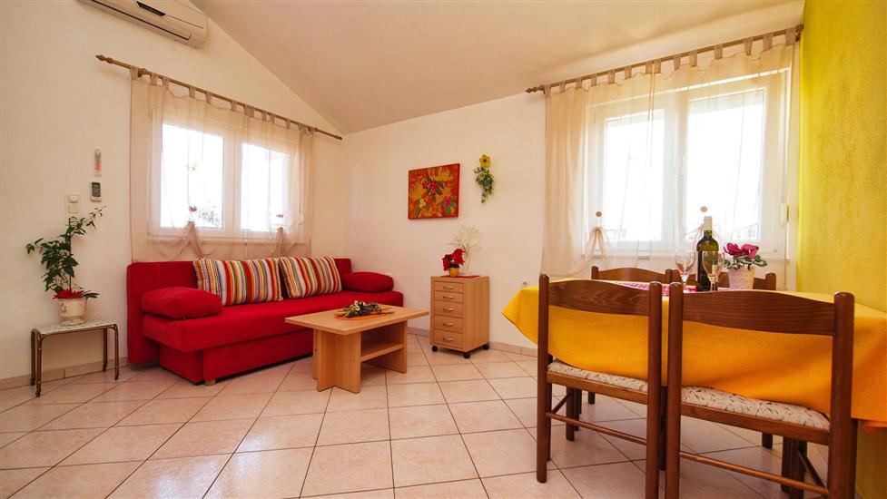 Apartment A2, for 4 persons