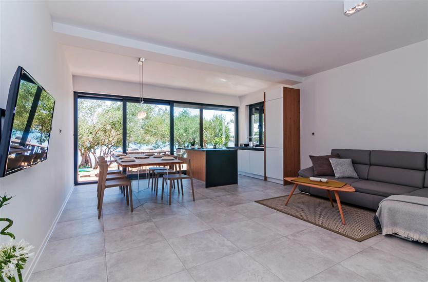 Apartment A1, for 7 persons