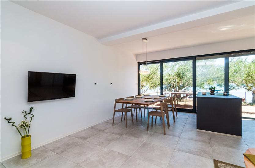 Apartment A1, for 7 persons