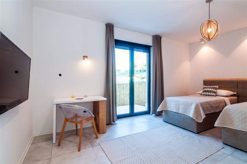 Apartment A1, for 7 persons